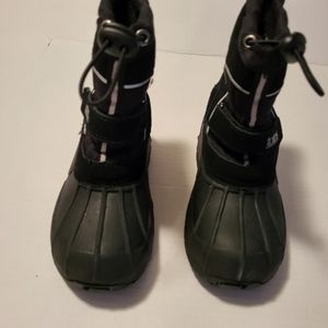 Totes , Kids size 11,snow boots